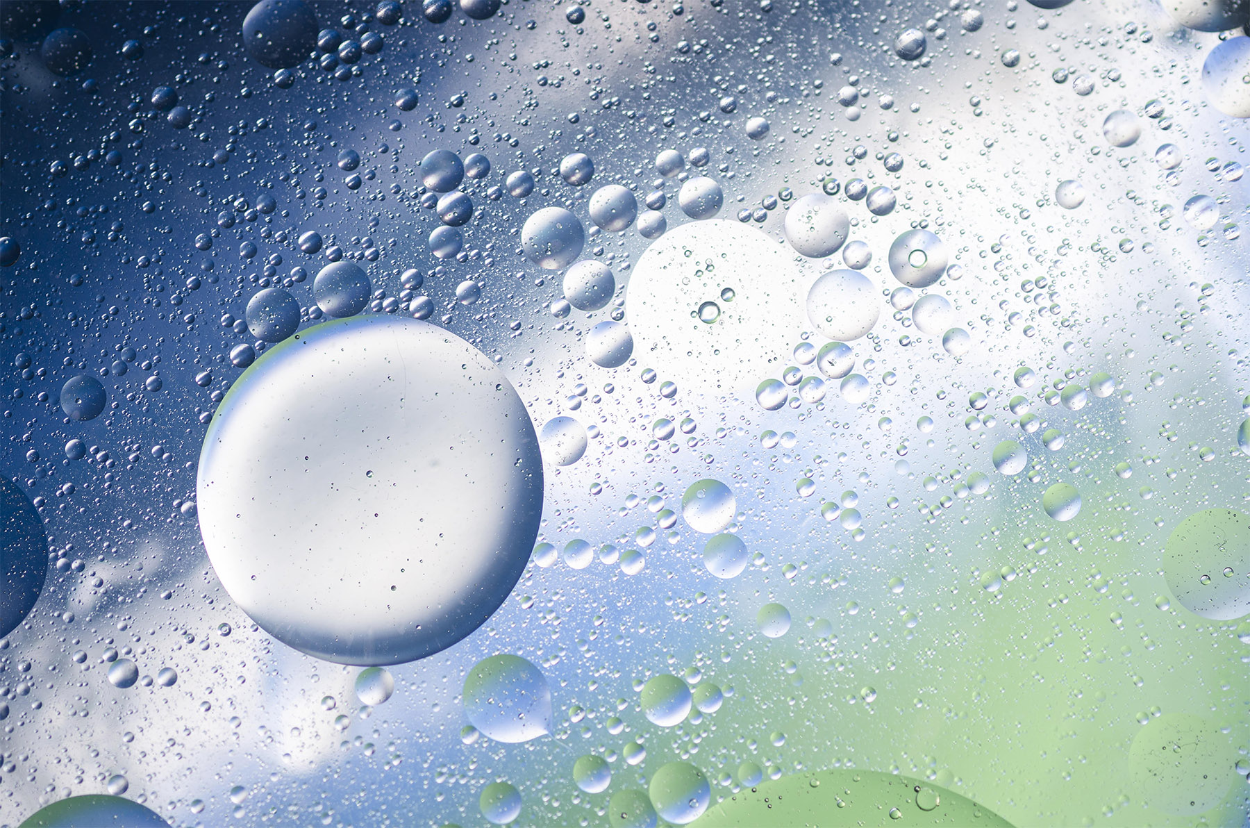 Discover 3 widely known Water Repellent Chemicals and How They Transform Textiles​